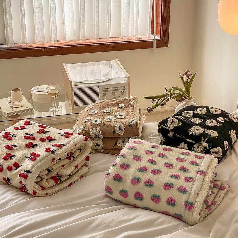 Puffig Blommig Plysch Tjock Filt för Mysig Bekvämlighet Carvallo