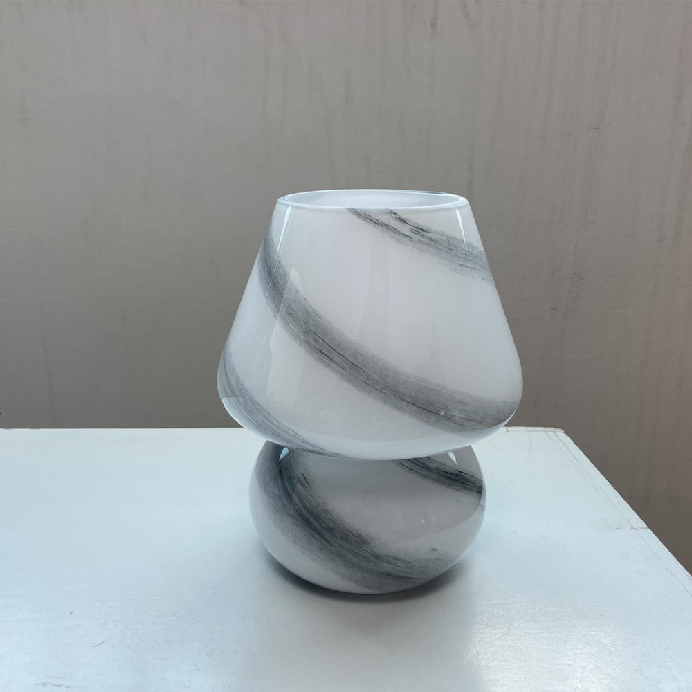 Carvallo – Glasbordslampa med Förtrollande Design Carvallo