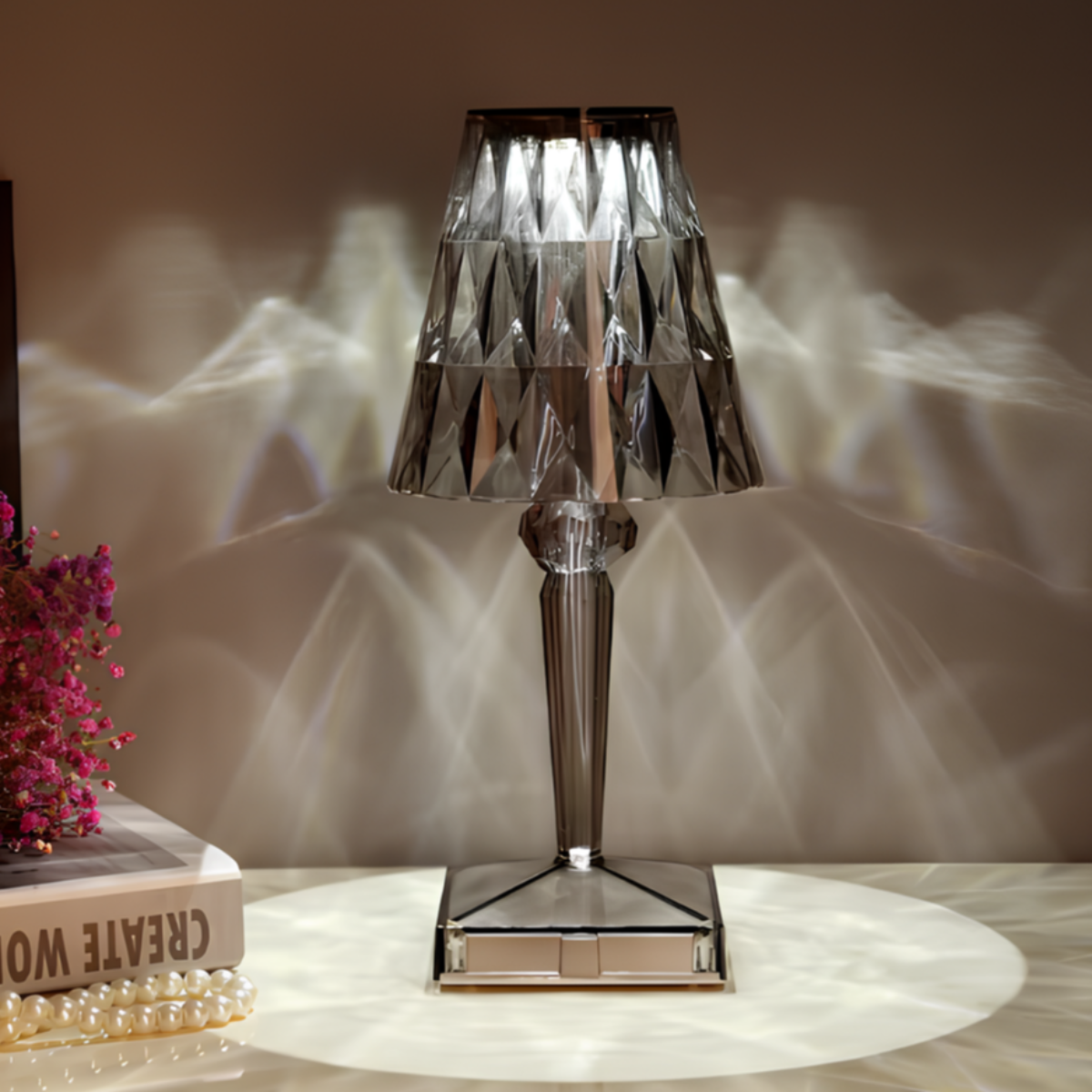VivaSpark – Elegant bordslampa med gnistande inspiration Carvallo