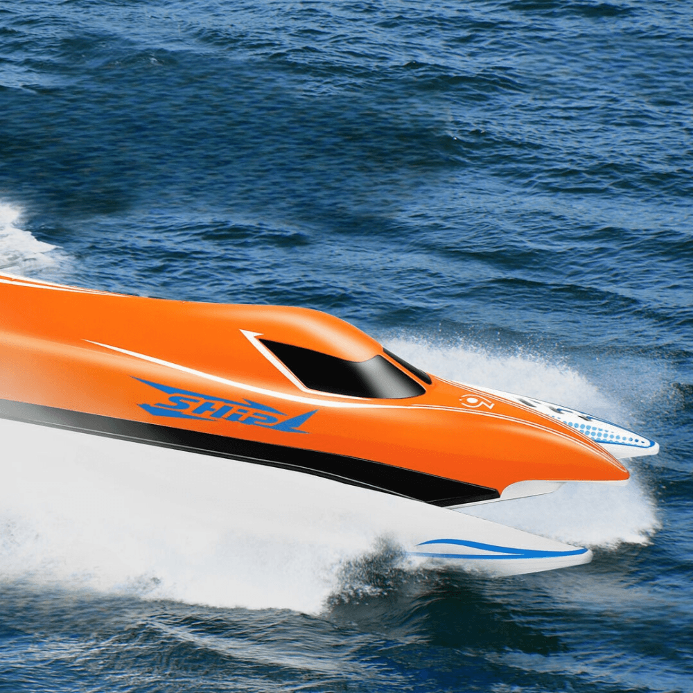 Fjärrkontrollbåt för snabb sjö-racing Carvallo