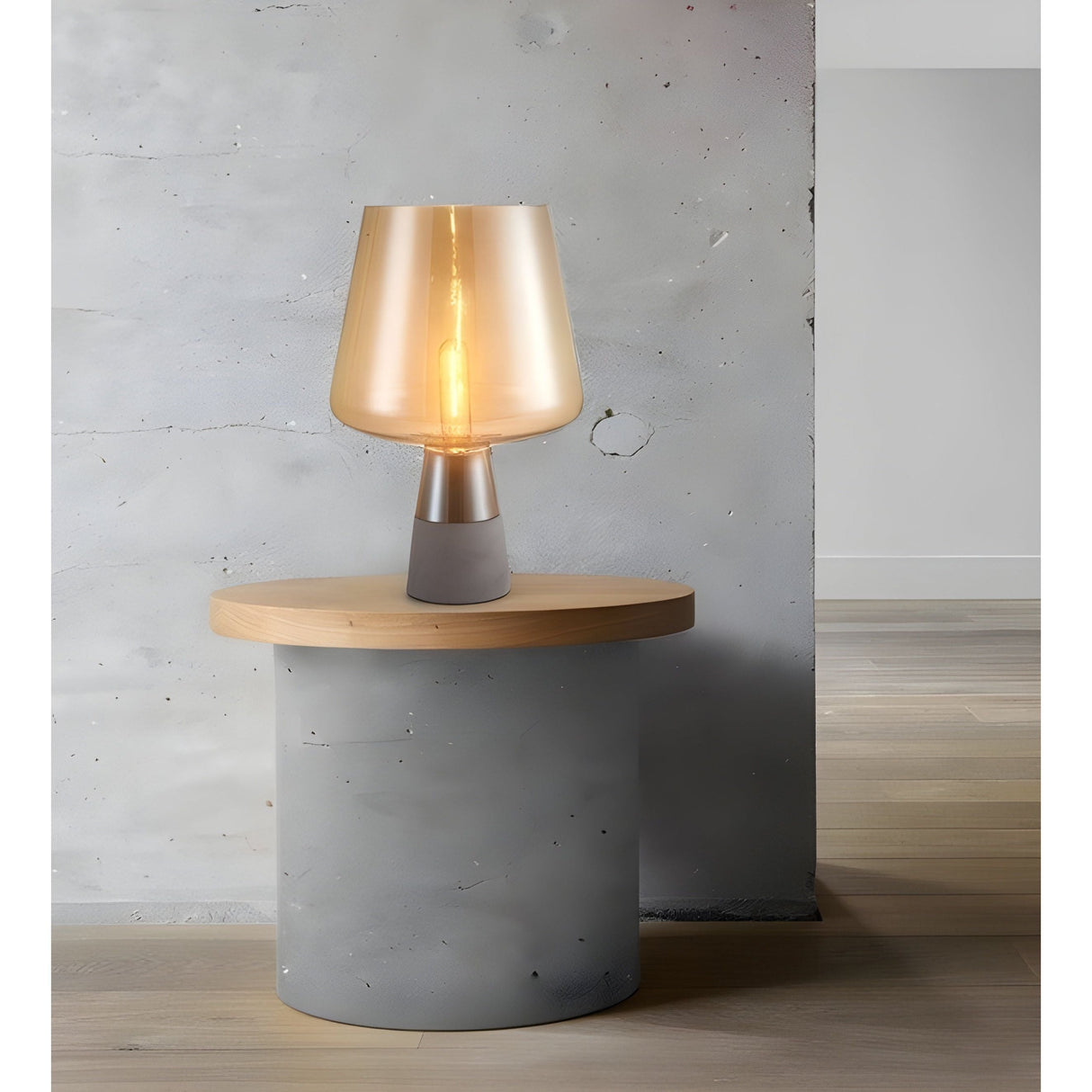 GlowSphere Bordslampa – Italiensk Glaskula Design Carvallo