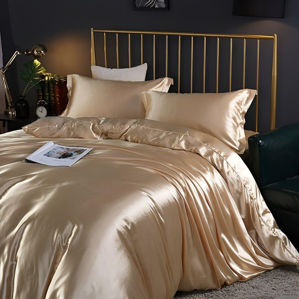 RoyalSilk Sängkläder - Lyxigt Satin Duvet Set (1 Påslakan + 1 Duvetörngott + 2 Örngott) Carvallo