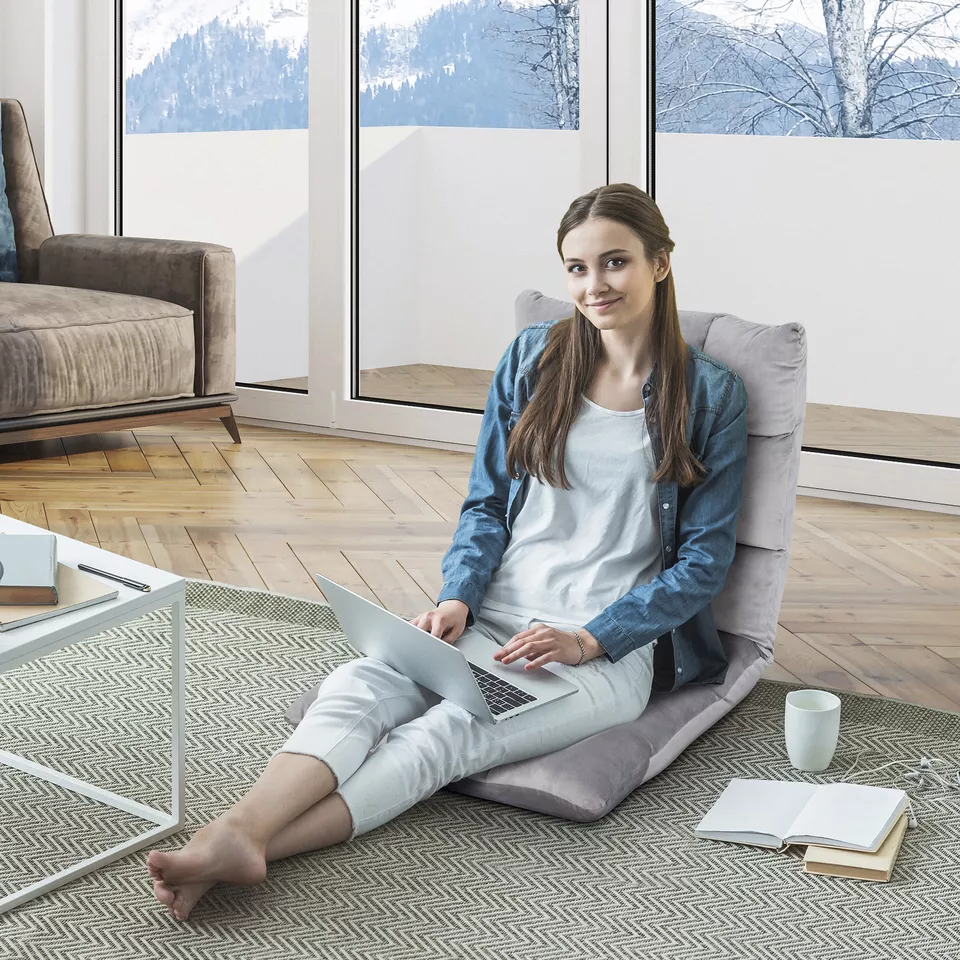 Golvstol med justerbart ryggstöd Carvallo