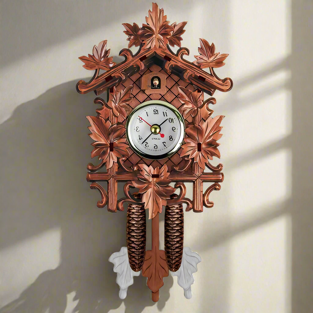LuxRoyale Retro Kuckucksväggur med Pendeldesign Carvallo