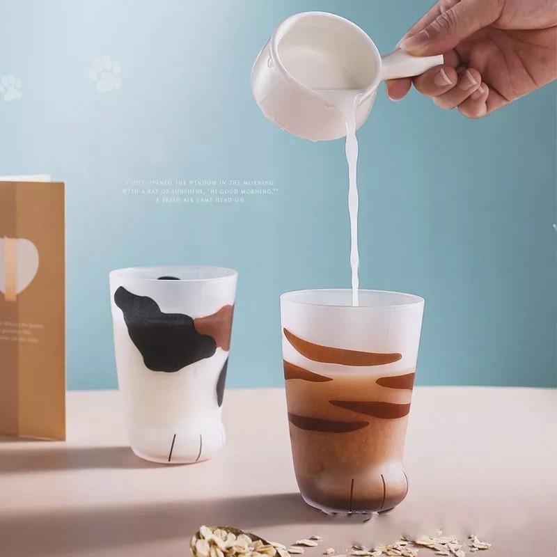 Carvallo – Lekfull kattpaws mugg gjord av värmebeständigt glas Carvallo