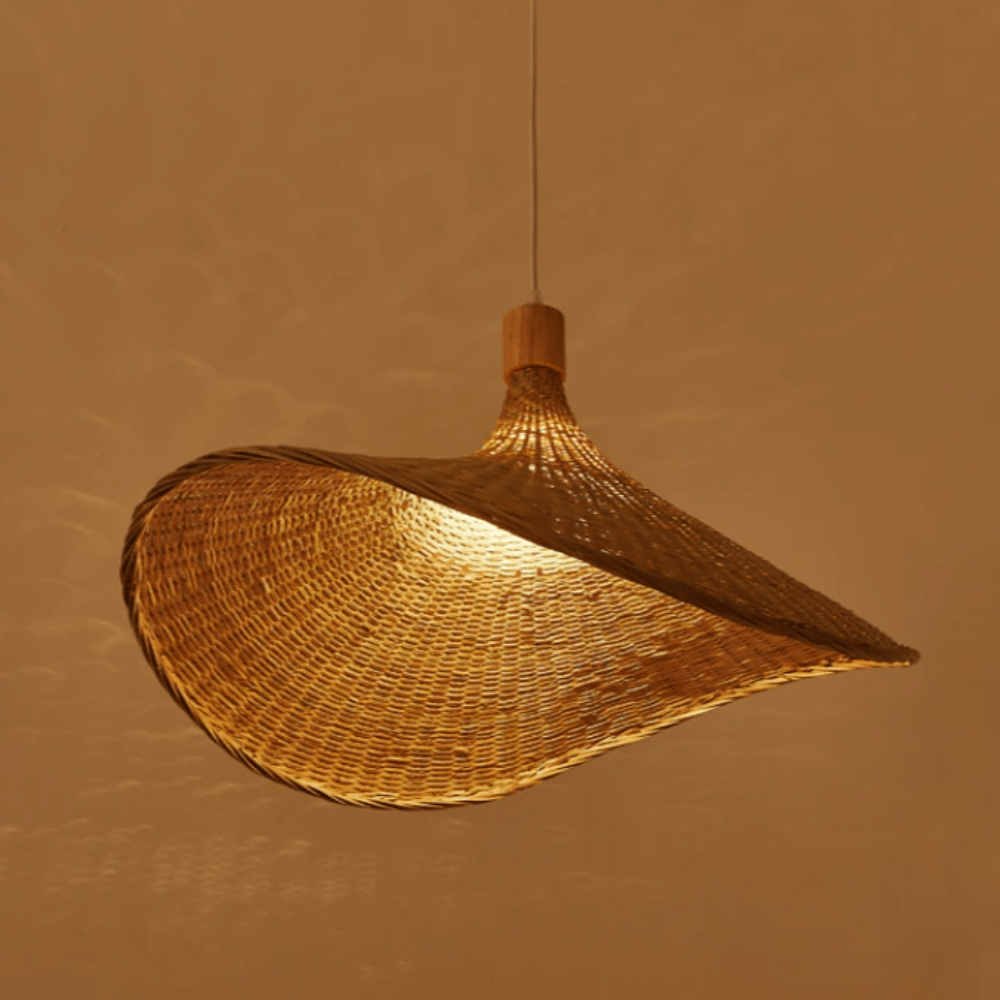 BambooShimmer Light - Rustikalt bambuspendellampa för en naturlig atmosfär Carvallo