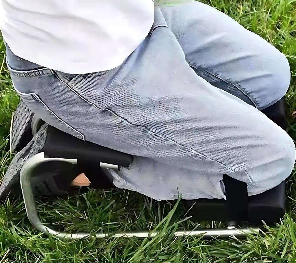 Hopfällbar trädgårdssits och knäböjare med verktygsficka MILA Sverige