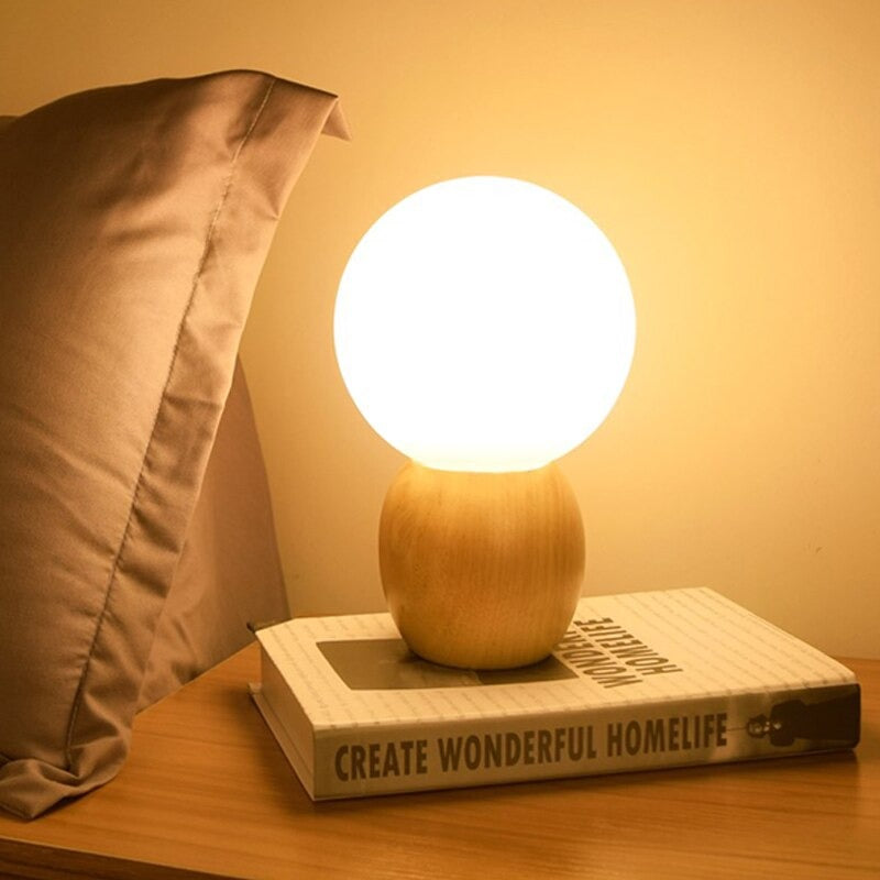 Trä LED Sänglampa med Klot Skärm för Vintage Stil Carvallo