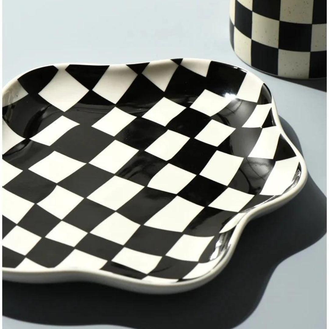 NinonCloud – Rutigt skål i form av ett moln med en lekfull form och iögonfallande stil Carvallo