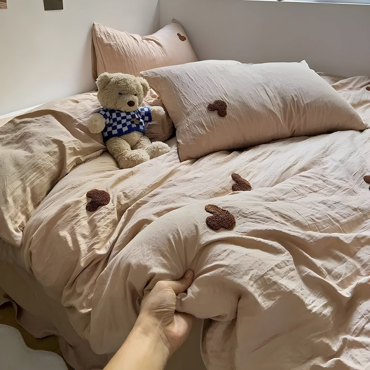 SweetNest Sängkläder Set - Avslappnad Broderad Hjärta Täcke Sängkläder Set (1 Filt + 1 Duvet Täcka + 2 Kuddöverdrag) Carvallo