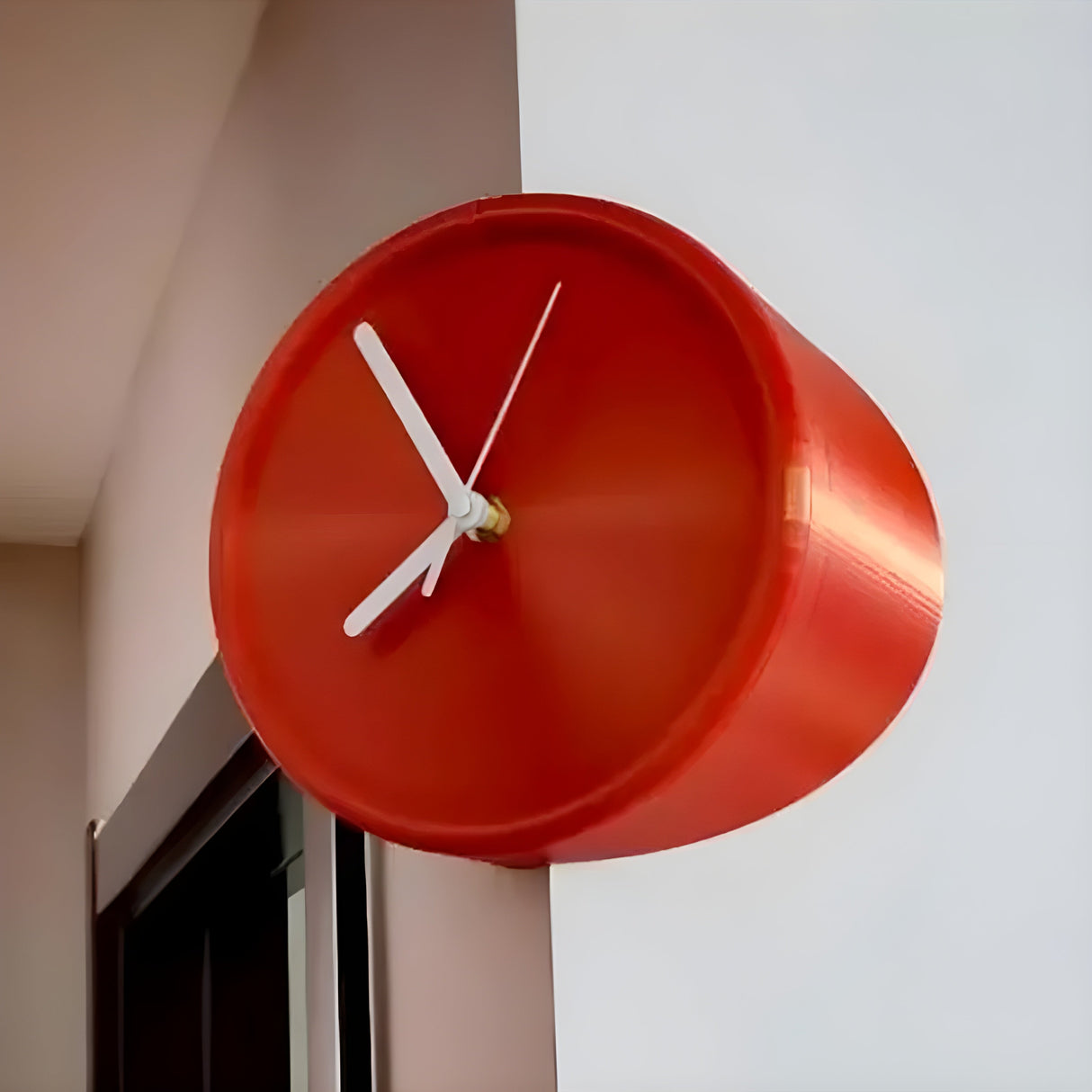 Hörnväggur – Dekorativ design med tyst kvartsvärk | Ideal för varje rumshörn Carvallo