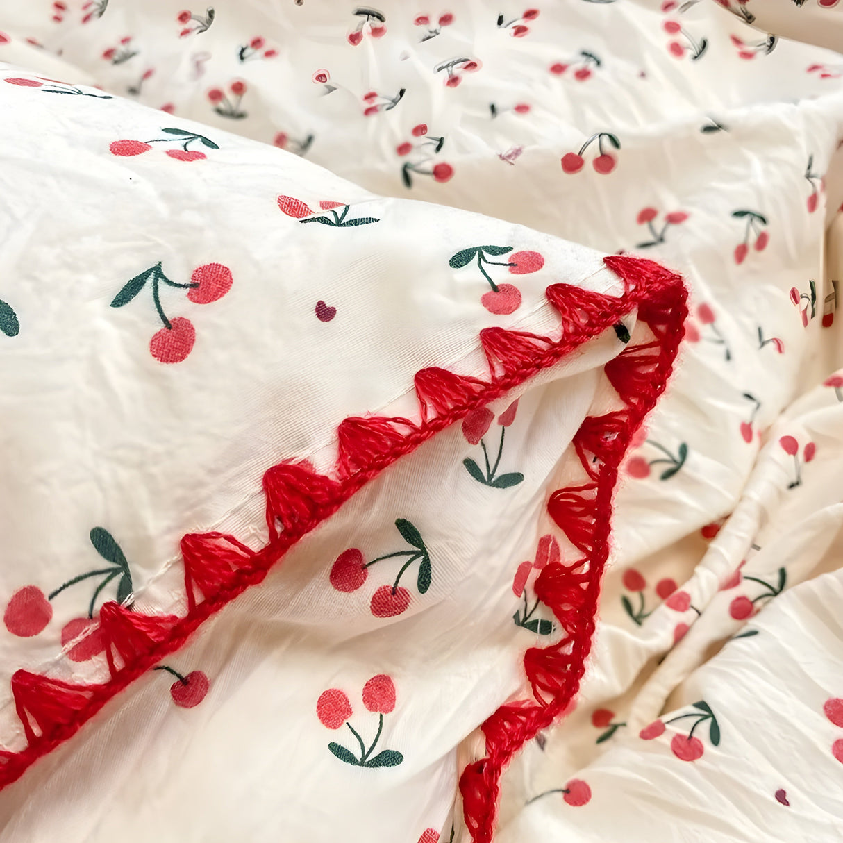 SoftBloom Sängkläder Set - Elegant sängkläder set tillverkat av bomull med blommönster Carvallo