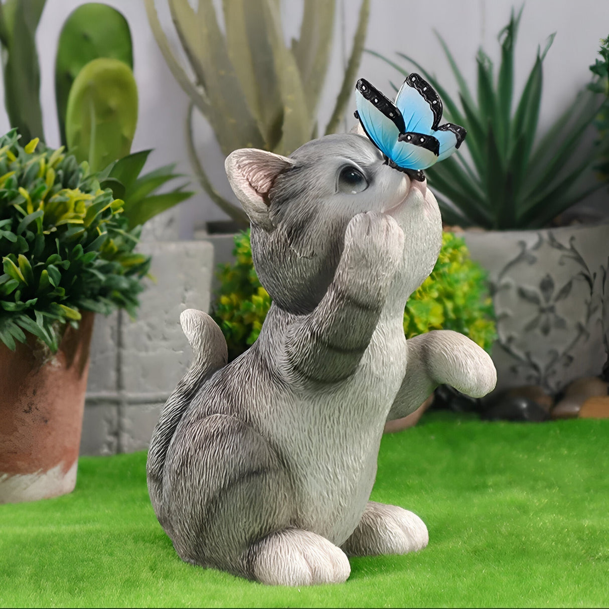 MoonlitPaws Light - Solarbatteridriven kattstaty med fjärilsbelysning Carvallo