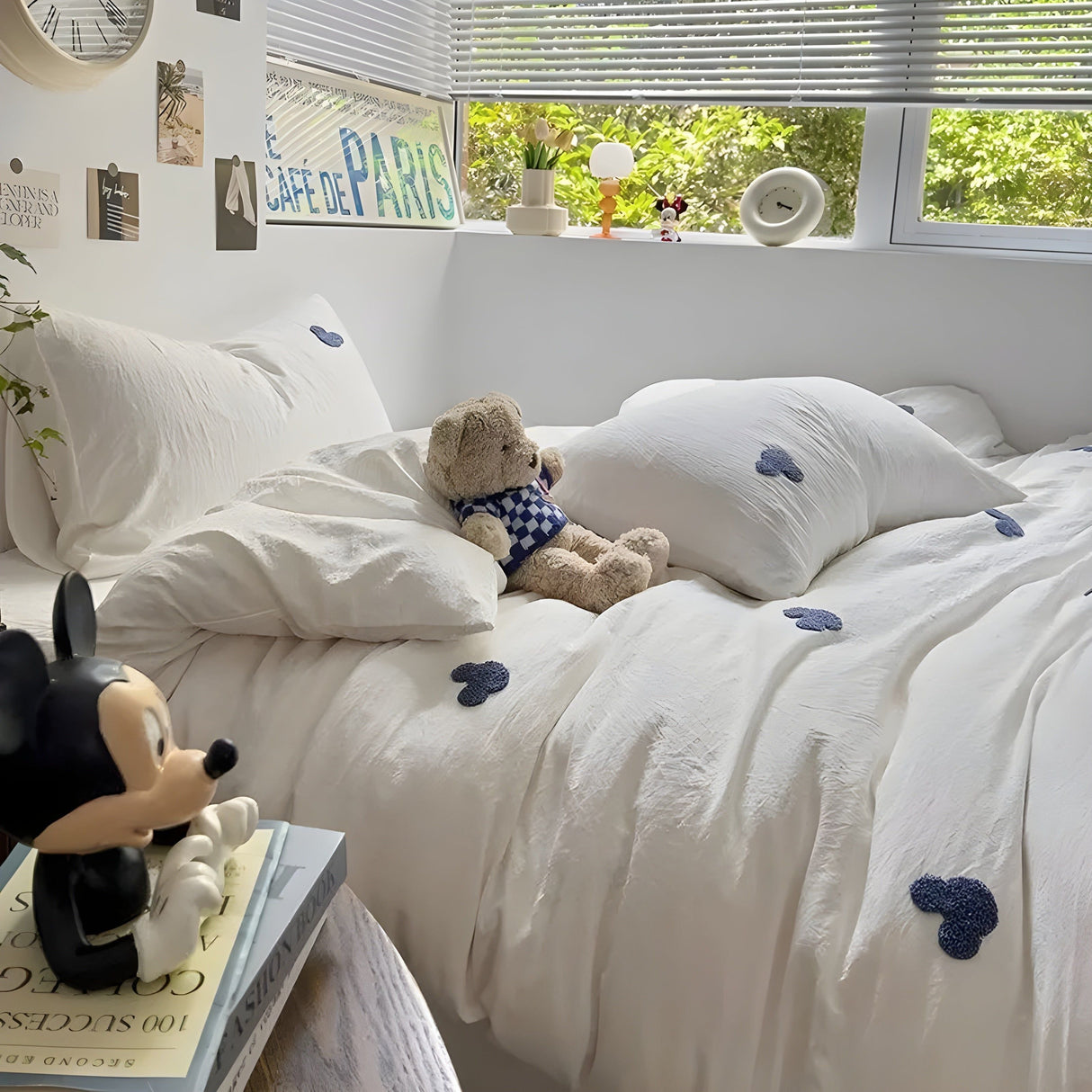 SweetNest Sängkläder Set - Avslappnad Broderad Hjärta Täcke Sängkläder Set (1 Filt + 1 Duvet Täcka + 2 Kuddöverdrag) Carvallo