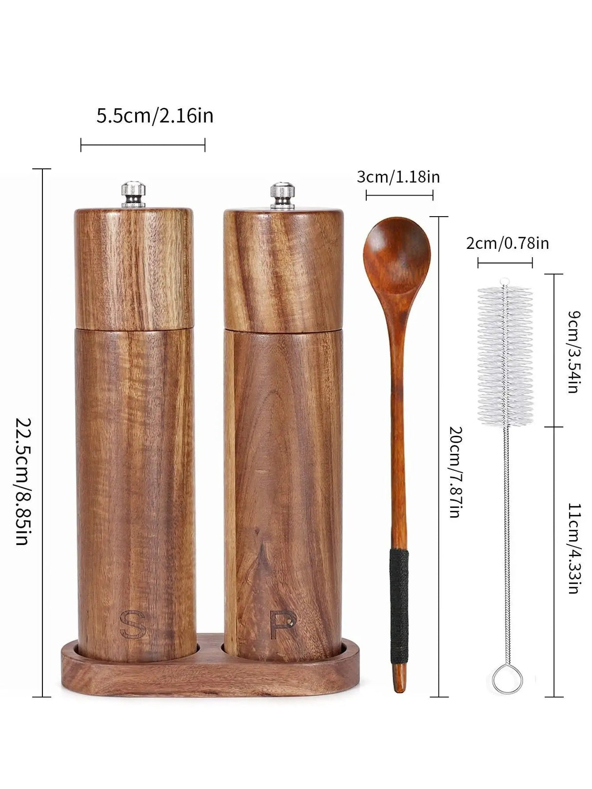 Salt- och pepparkvarn i trä – Stiligt köksredskap med bricka och pensel Carvallo