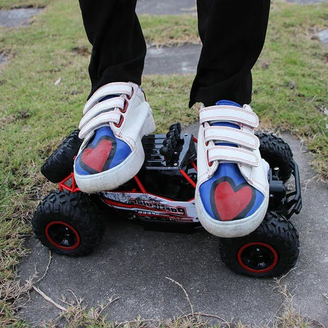 RoyaleGlow 4x4 Rock Crawler Monster Truck för barn Carvallo