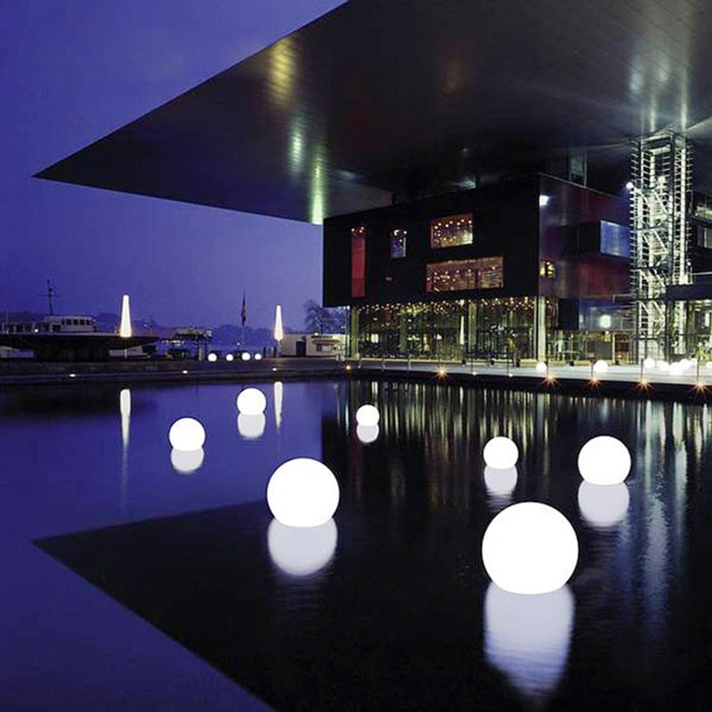 ShineSphere - Uppladdningsbara LED-lampor för utomhusmys Carvallo