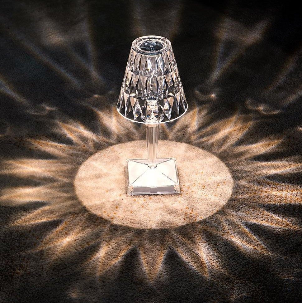 VivaSpark – Elegant bordslampa med gnistande inspiration Carvallo