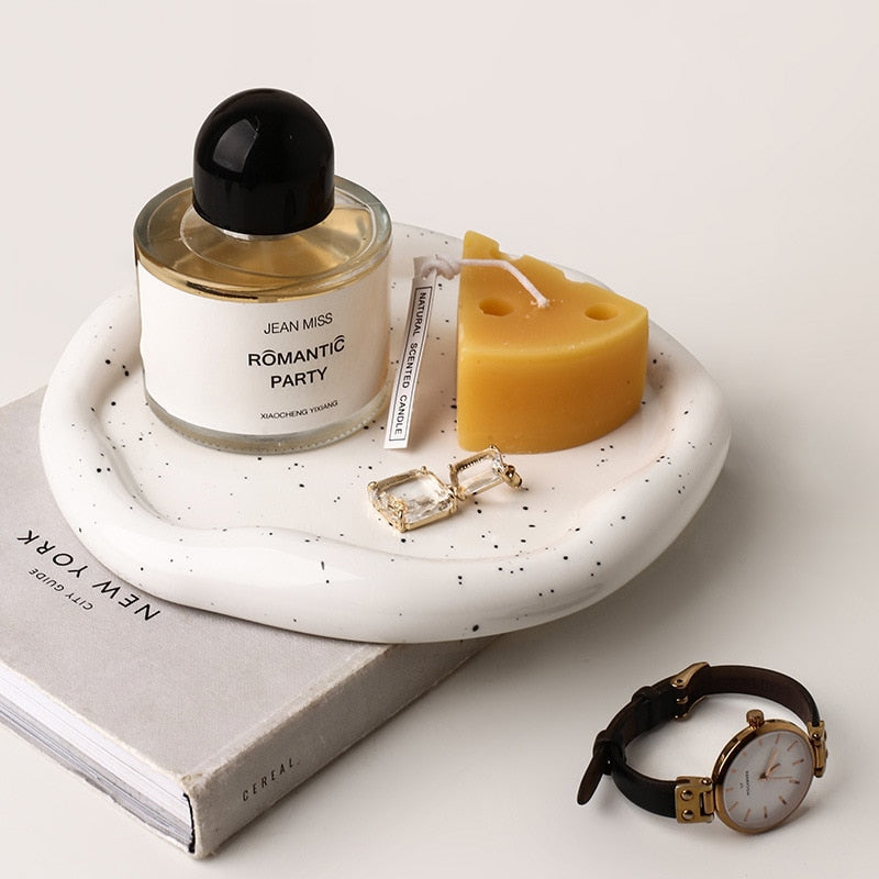 Carvallo – Glänsande Keramikskål med Unik Design Carvallo