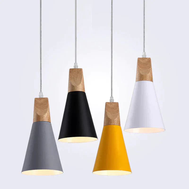 Stilig Trä och Aluminium LED Hängande Lampa – E27 Kompatibel Carvallo