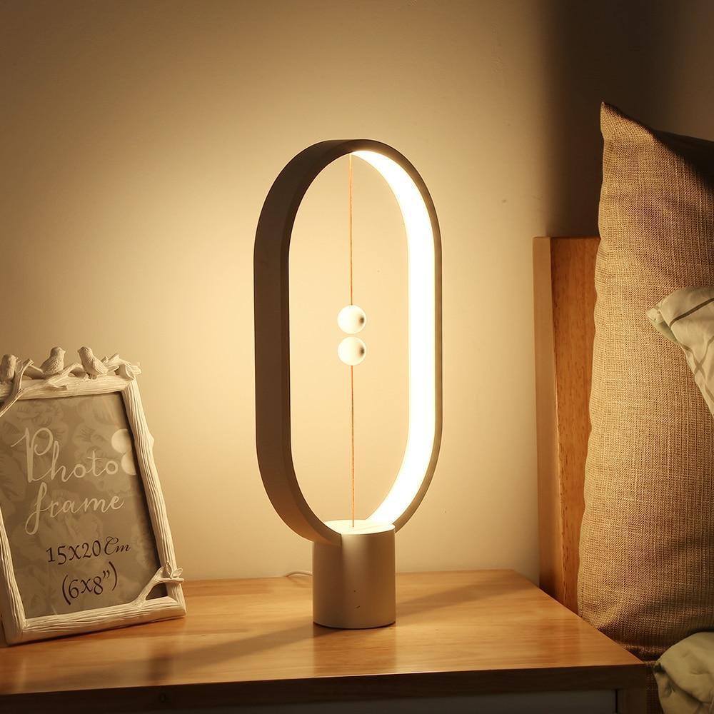 Trä Bordslampa med Magnetisk Strömbrytare Ljus Carvallo