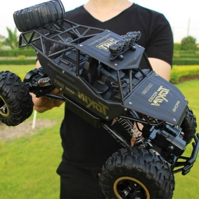 RoyaleGlow 4x4 Rock Crawler Monster Truck för barn Carvallo