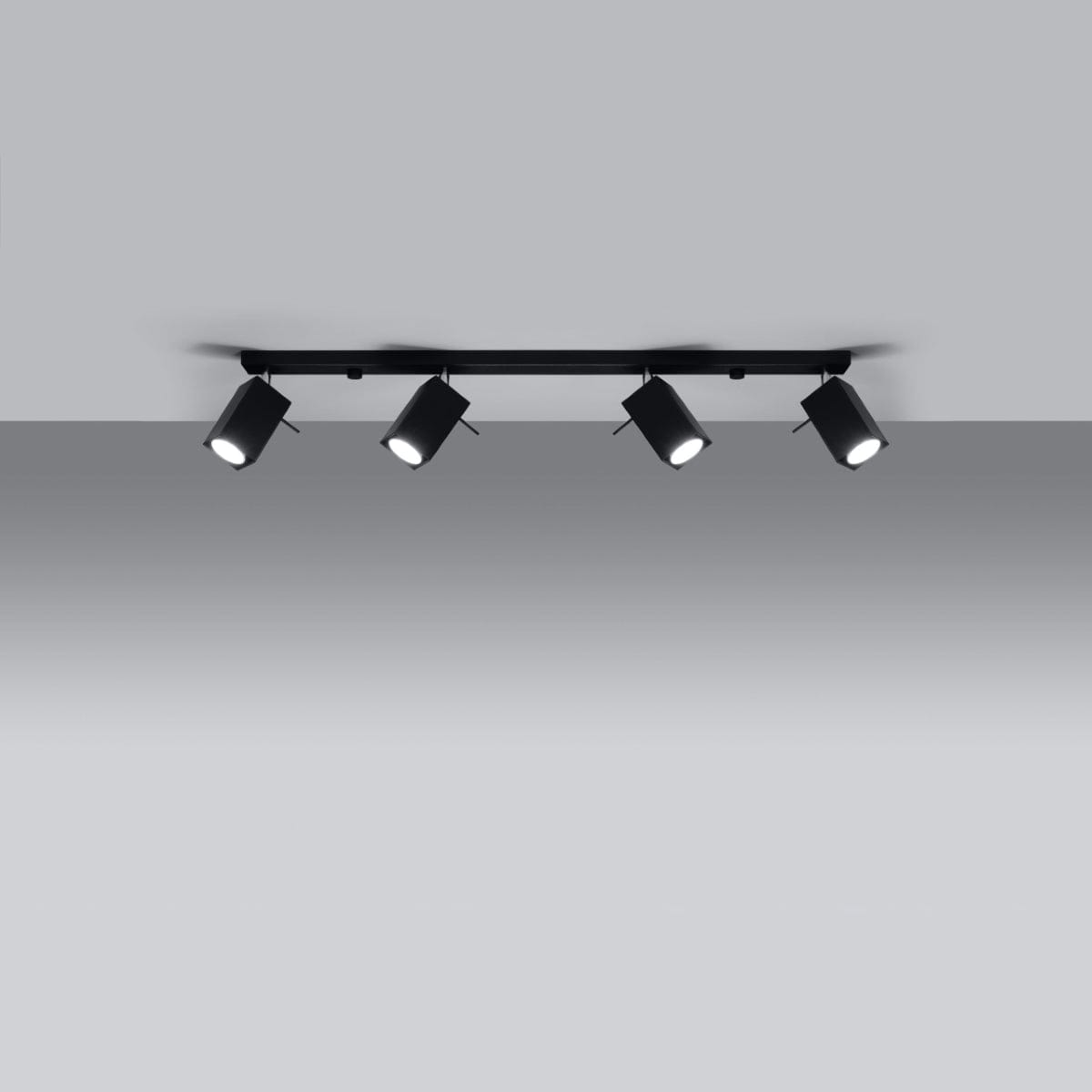 Taklampa Merida 4 L Svart - Modern Spot Taklampa - 4 Justerbara Skärmar - Hållbar Stål Design - GU10 Lampa Kompatibel Carvallo