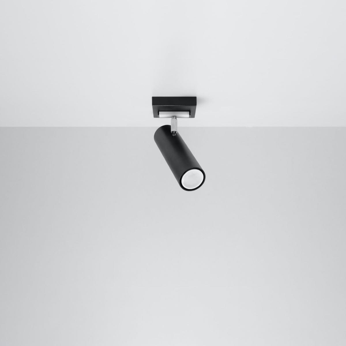 DIREZIONE Taklampa - 1-Ljuskälla Svart - Minimalistisk Modern Design - Justerbara Spotlight - GU10 Lampa Kompatibilitet - Perfekt för vilket rum som helst Carvallo