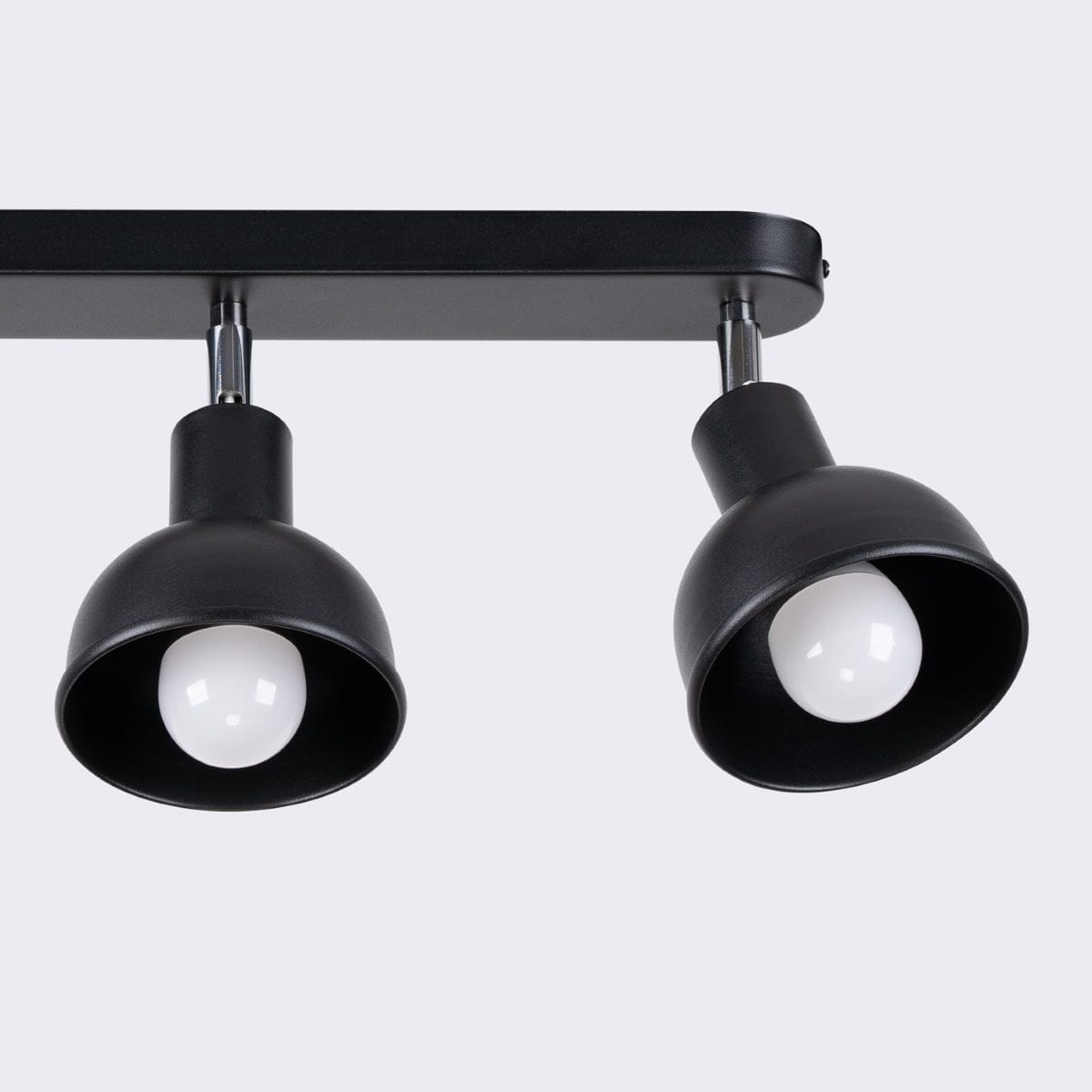 ELBA Taklampa - 3-Ljuskällor Svart - Minimalistisk Justerbar Design - LED Kompatibel - Energisnål - Idealisk för Modernt Inredning Carvallo