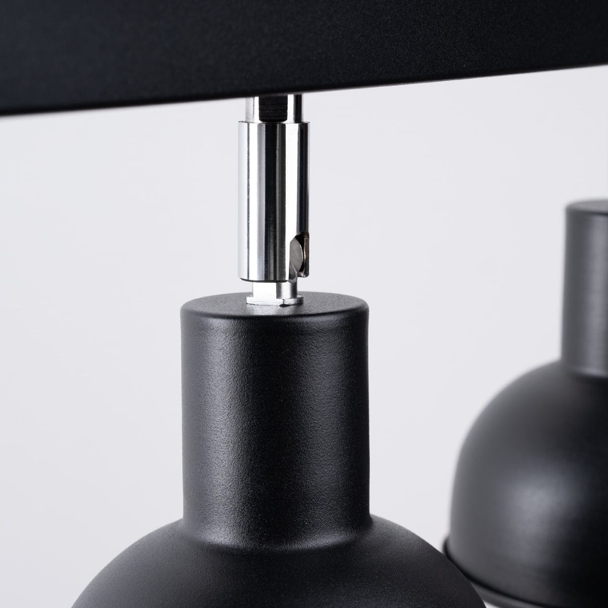 ELBA Taklampa - 3-Ljuskällor Svart - Minimalistisk Justerbar Design - LED Kompatibel - Energisnål - Idealisk för Modernt Inredning Carvallo