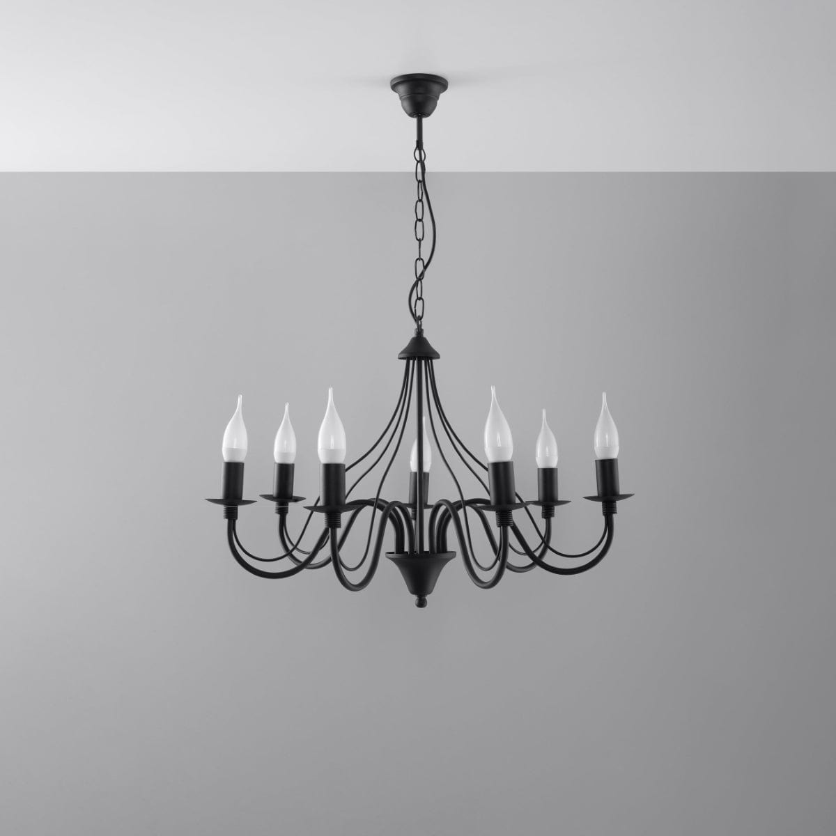 Minerwa Chandelier - 7-armad svart kandelaber - E14 - Stål - Tidlös elegans Carvallo