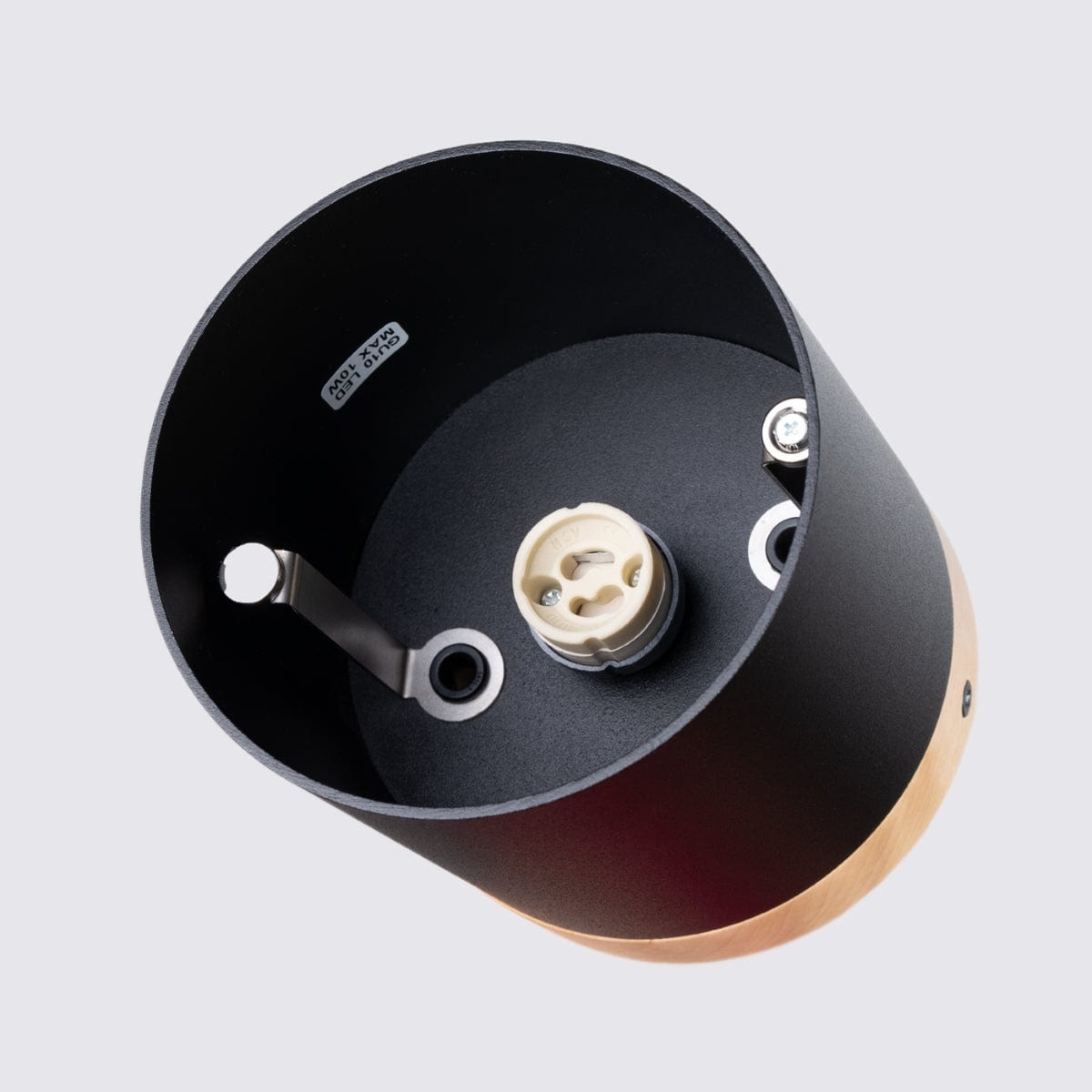 RIF Taklampa Svart - Elegant Design - Naturlig Träfinish - Mjuk LED-Belysning - Energibesparande - Idealisk för Vardagsrum och Kontor Carvallo