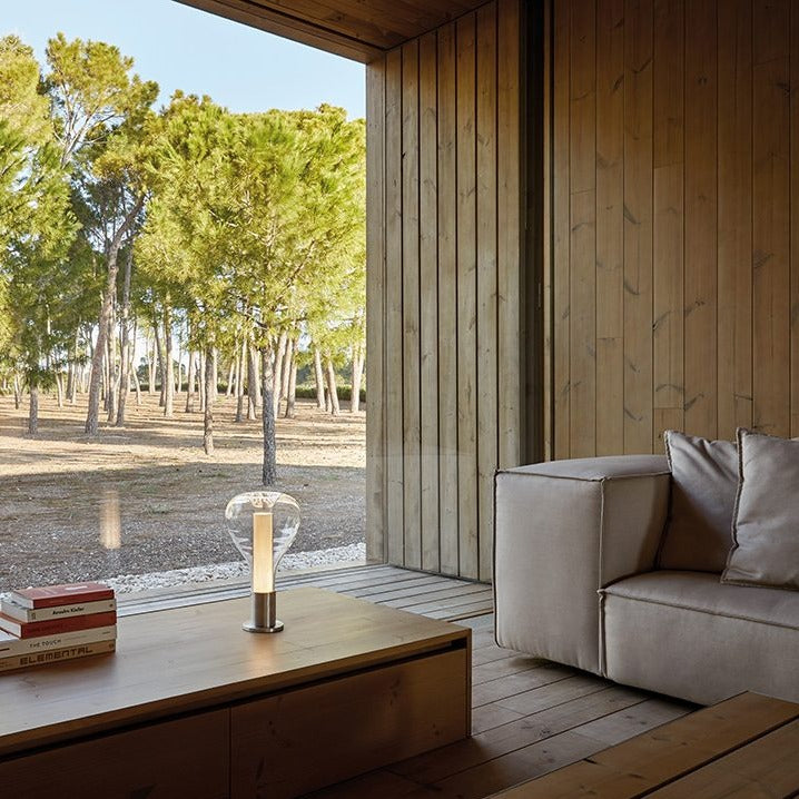 LavaLamp - Konstnärlig bordslampa med lavastenar MILA Sverige