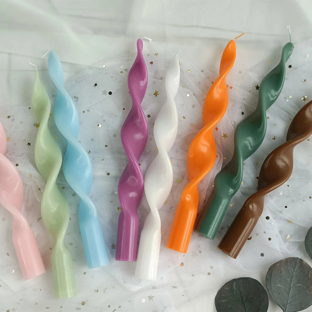 Tvådelat vridet taperad ljusstake-set Carvallo