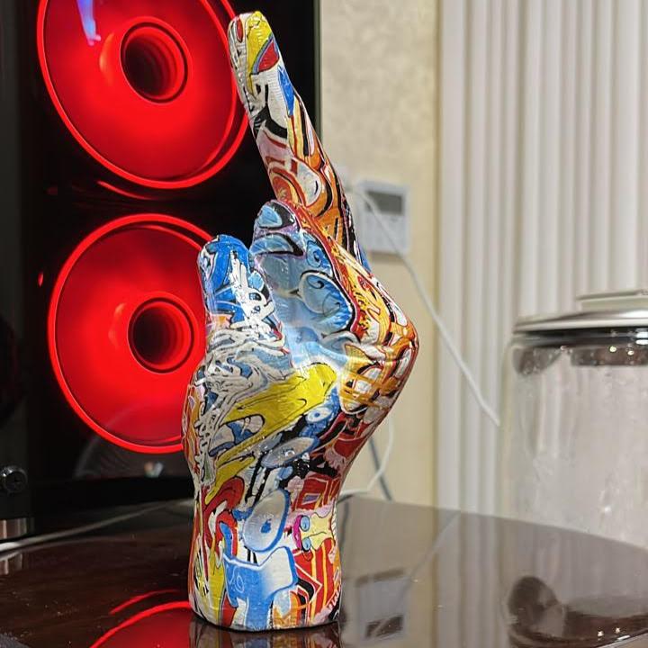 ArtCreativ | Jag Har En Dålig Attityd Skulptur för Hem- och Kontorsinredning Carvallo