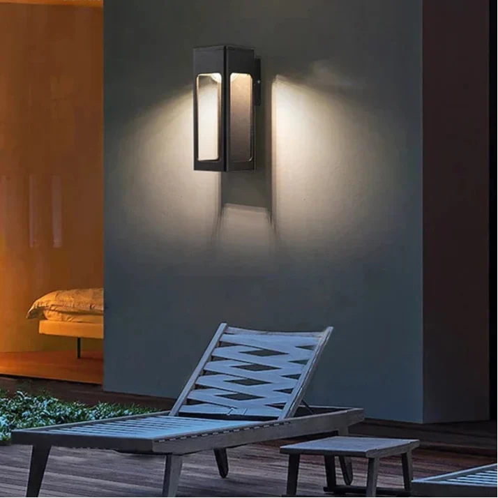 IP67 Vattentät 12W Svart Aluminium Utomhusvägglampa – Modern Utvändig Vägglampa för Trädgård och Veranda Carvallo