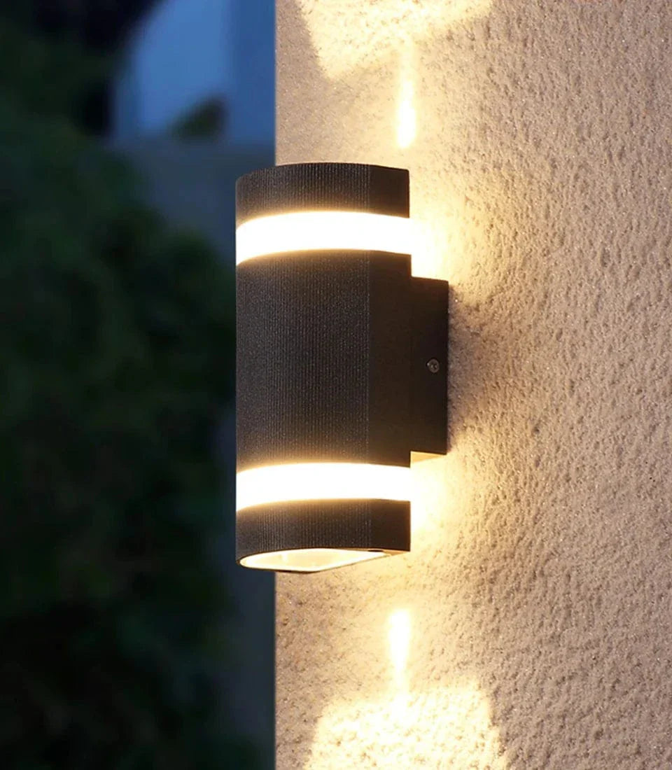 Modern Utomhus Vägglampa - Vattentät Aluminium Sconce för Trädgård och Veranda - 6W/12W Alternativ Carvallo
