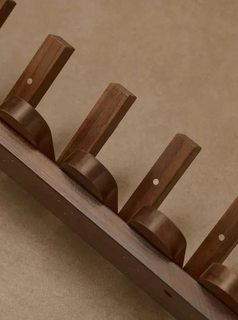 Carvallo – Valnötsträ Väggklädhängare med Fällbara Krokar Carvallo