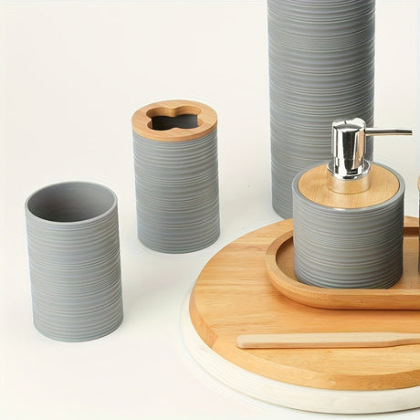 Modern badrumset med bambuakenter – Organiserat och elegant i ett Carvallo