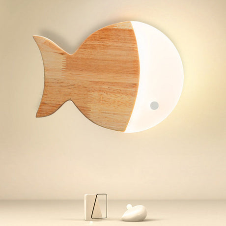 Nordisk Kreativ Enkel Trä Konst Liten Fisk LED Lampa Carvallo