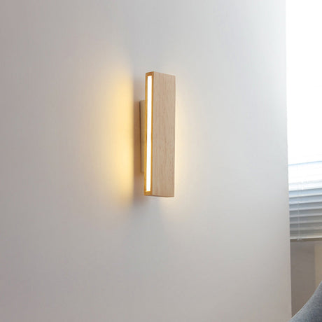 Vägglampa med roterbar trä-LED-design Carvallo