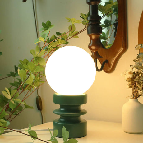 Vintage orange bordslampa i massivt glas – Retro berlock med varmt sken MILA Sverige
