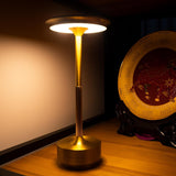 Ambient Metallic Trådlös Bordslampa Carvallo