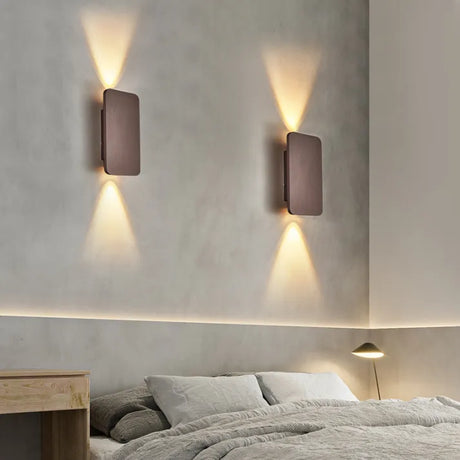 Vägglampa Modern Metall Rektangulär LED Inomhus Carvallo