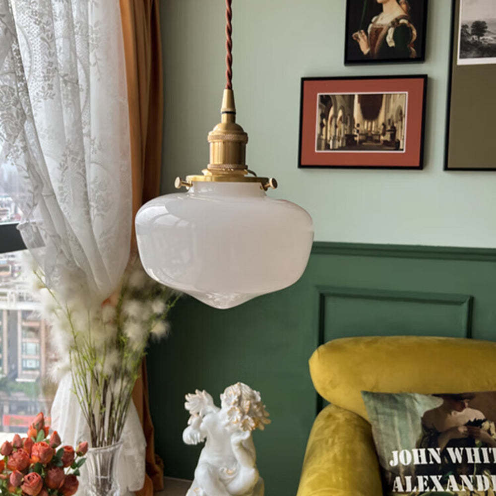 RetroLuxe – Elegant pendellampa med klassisk industriell charm Carvallo