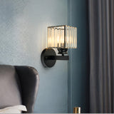 Crystal Hallway Wall Light | 5.9″×9.4″ | Järn‑Kristall Armatur | Hårdkopplad | Brick by Brick Carvallo