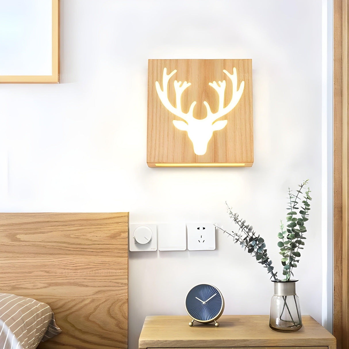 LumoWood Light - Modern LED-vägglampa i massivt trä Carvallo