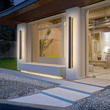 Industriell utomhus LED-vägglampa | 11,8–47,2 x 2 tum | Svart akryl lång armatur | IP65 vattentät utomhusbelysning | Brick by Brick Carvallo