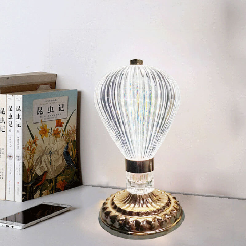 Vintage Elegance LED-bordslampa – lyxig nattlampa i akryl och metall MILA Sverige