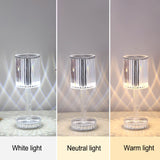 Elegant LED-bordslampa i diamantskuren akryl – Ambient Mood Lighting MILA Sverige